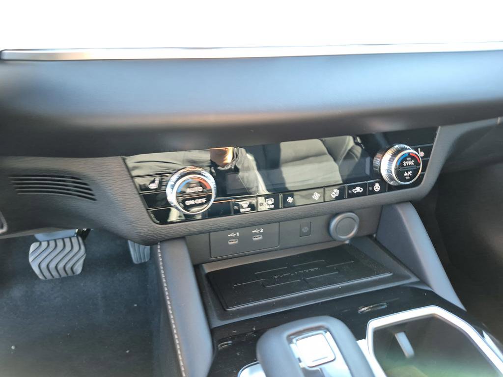 New 2026 Mitsubishi Outlander SE image 24