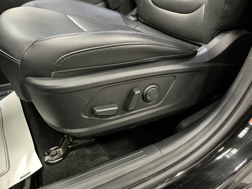 Used 2024 Hyundai Santa Cruz Night AWD/4WD image 19
