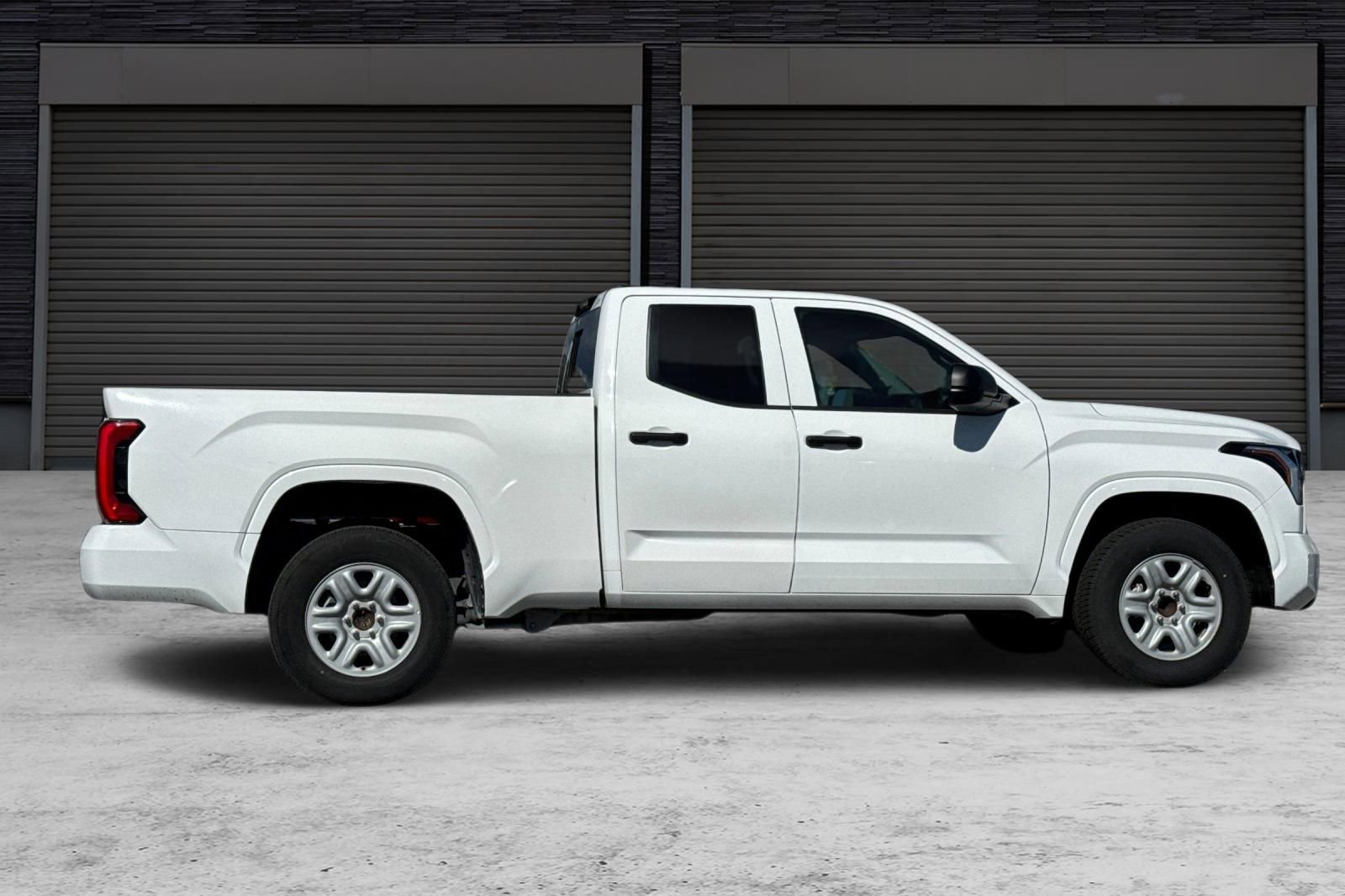 Used 2022 Toyota Tundra SR w/ SR Tow Package image 3