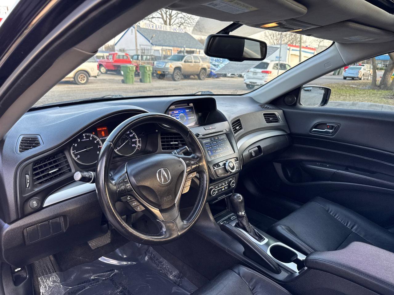 Used 2018 Acura ILX w/ Premium Package FWD image 11