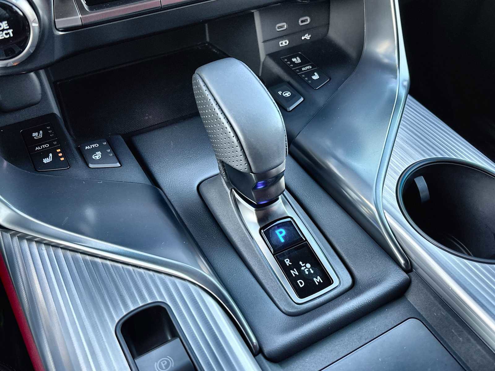 Used 2025 Lexus LX 700h F Sport image 23