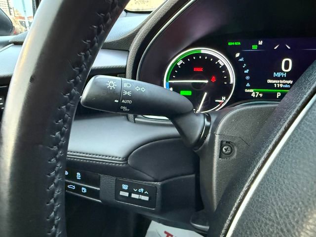 Used 2021 Toyota Avalon XSE image 18