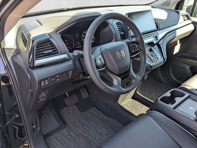New 2026 Honda Odyssey Touring image 3