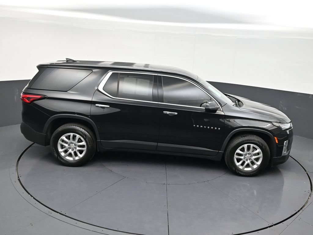 Used 2024 Chevrolet Traverse LS FWD image 14