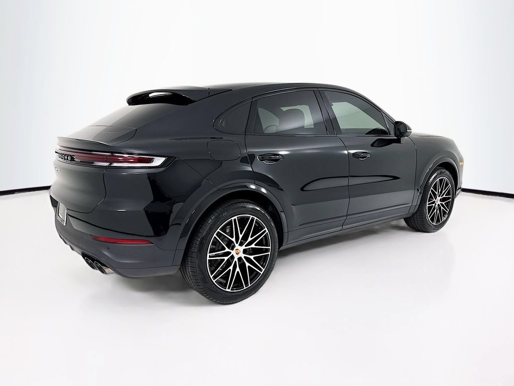New 2026 Porsche Cayenne Coupe AWD/4WD image 9