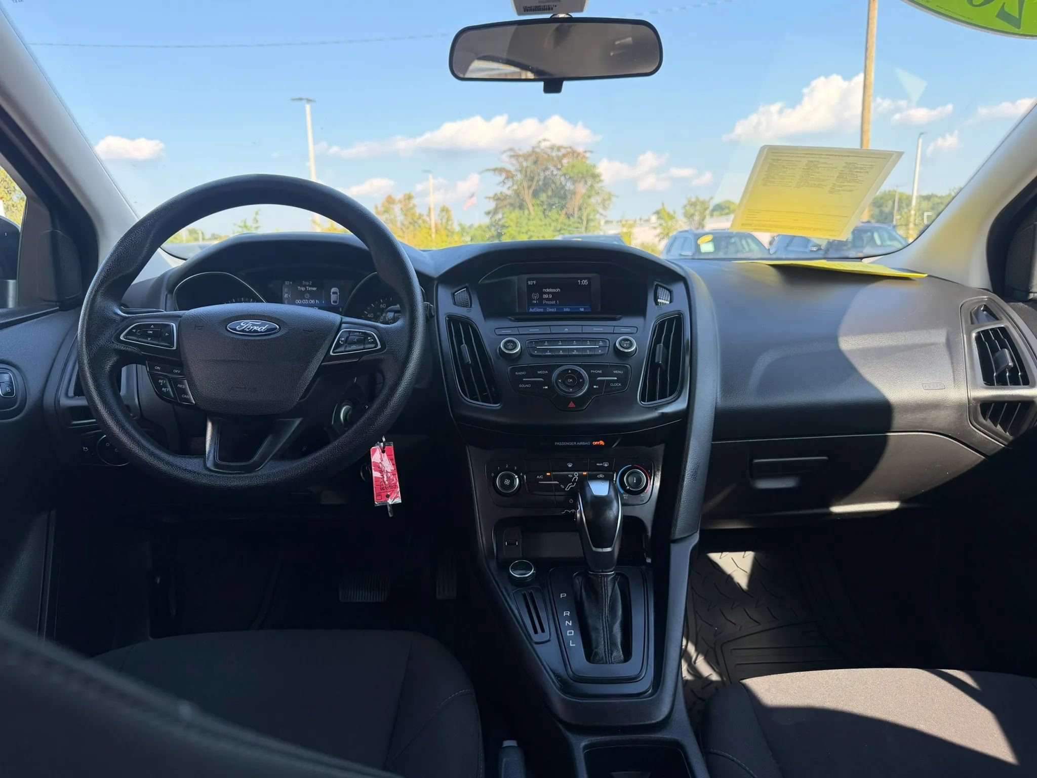 Used 2016 Ford Focus SE FWD image 14