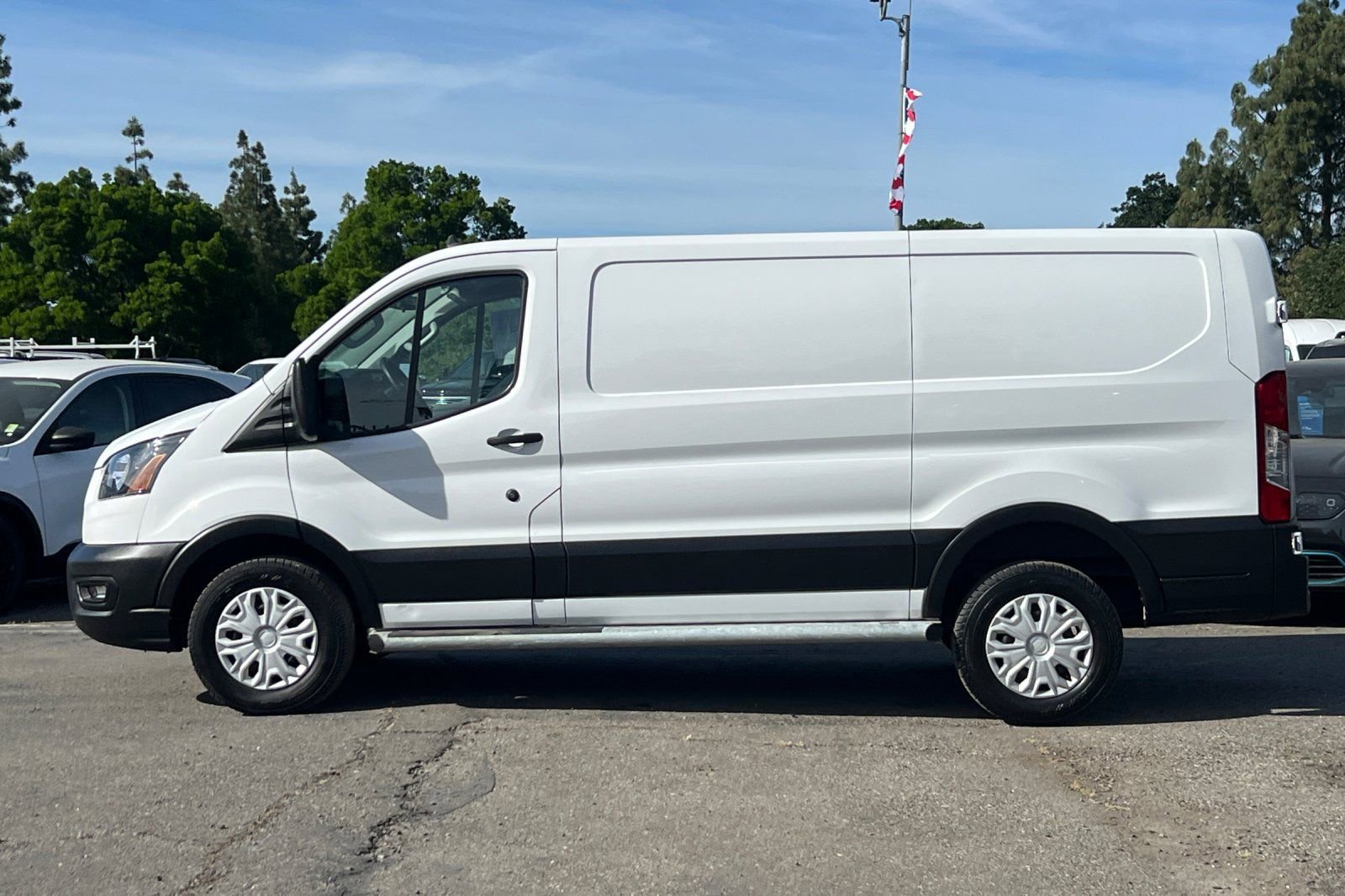 Used 2024 Ford Transit 250 Low Roof w/ Exterior Upgrade Package image 7