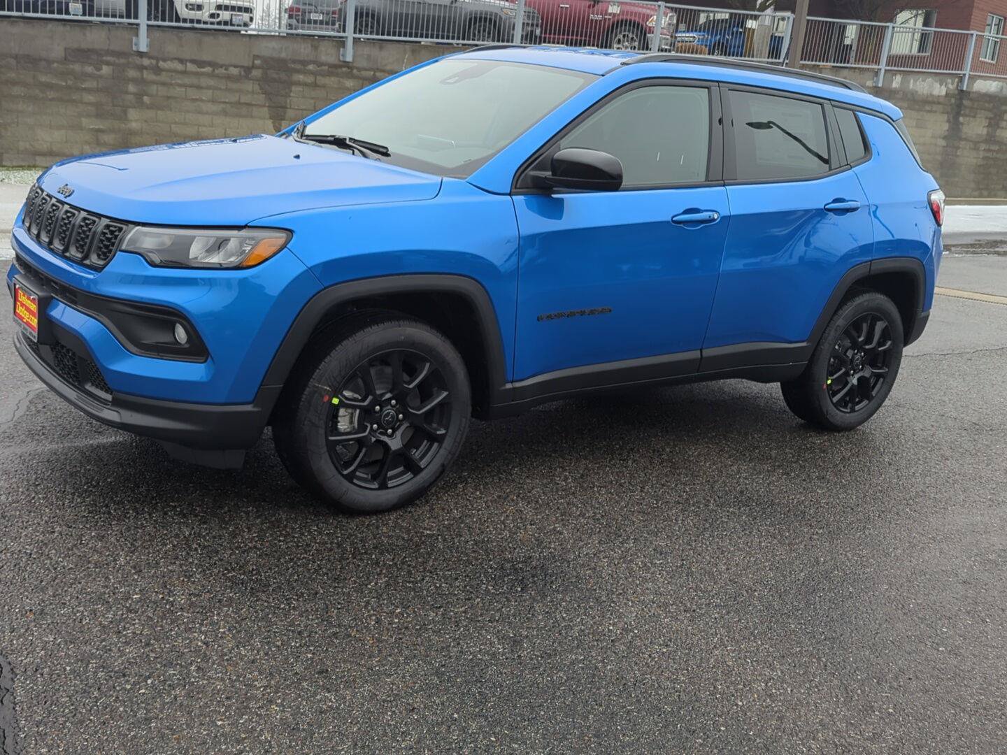 New 2026 Jeep Compass Latitude AWD/4WD image 3