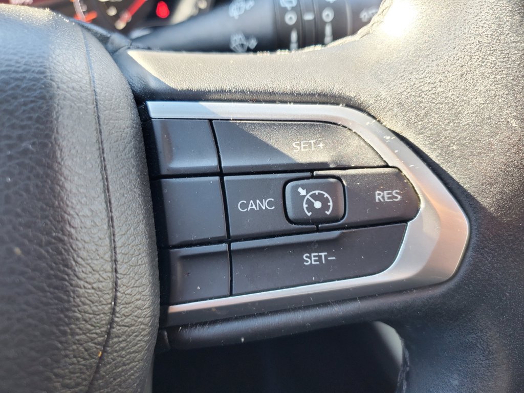 Used 2022 Jeep Compass Latitude w/ Sun and Sound Group AWD/4WD image 21