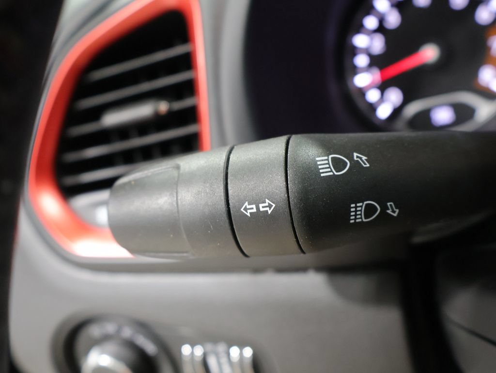 Certified 2023 Jeep Renegade Latitude w/ Sun/Sound Group AWD/4WD image 40