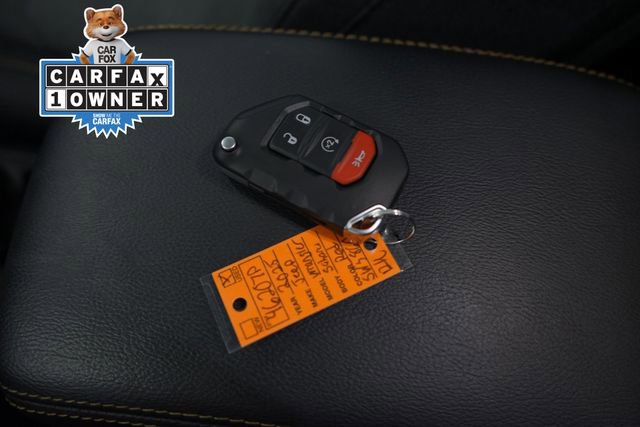 Used 2025 Jeep Wrangler Unlimited Sahara w/ Safety Group AWD/4WD image 26
