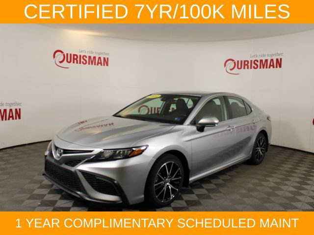 Used 2024 Toyota Camry SE w/ Convenience Package FWD image 3