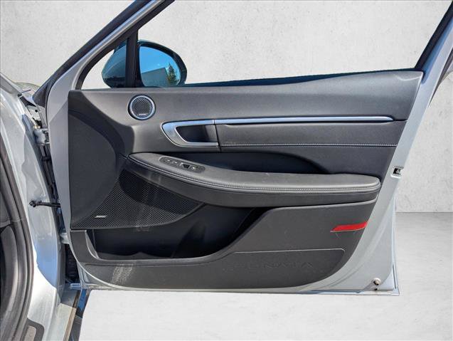 Certified 2025 Hyundai Sonata Limited FWD image 27