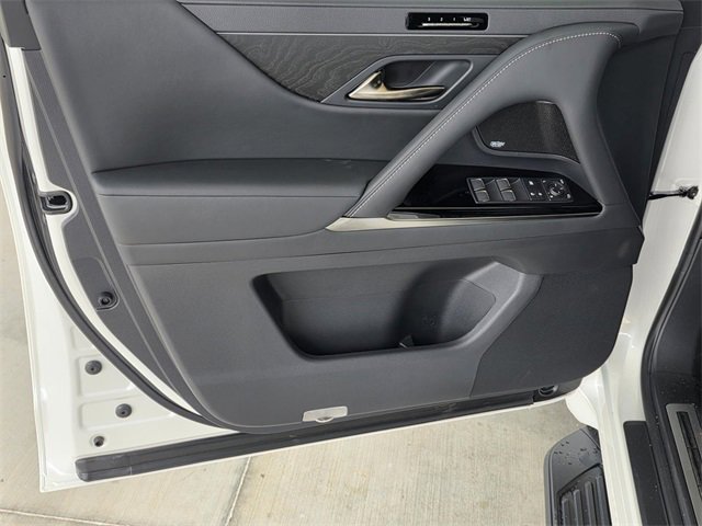 New 2025 Lexus LX 600 F Sport image 40