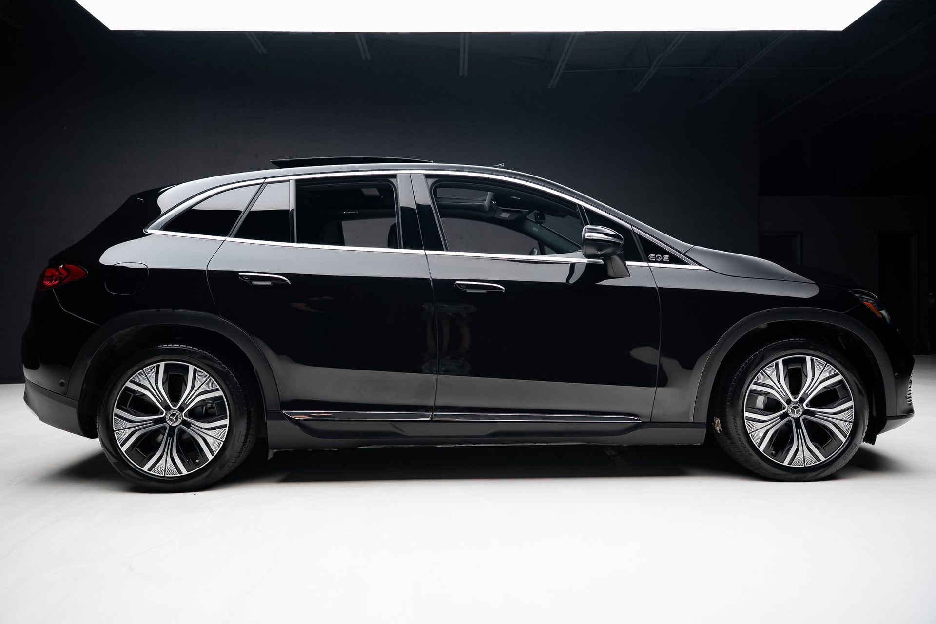 Used 2023 Mercedes-Benz EQE 350+ 4MATIC SUV image 36