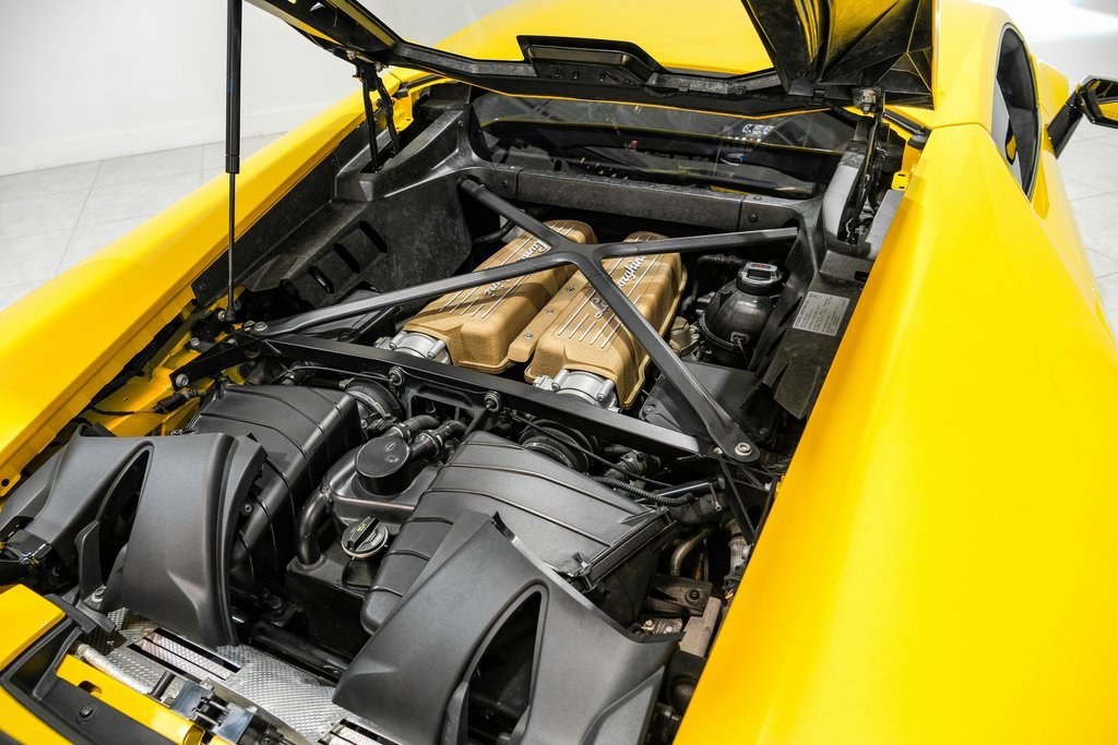 Used 2018 Lamborghini Huracan Performante image 55