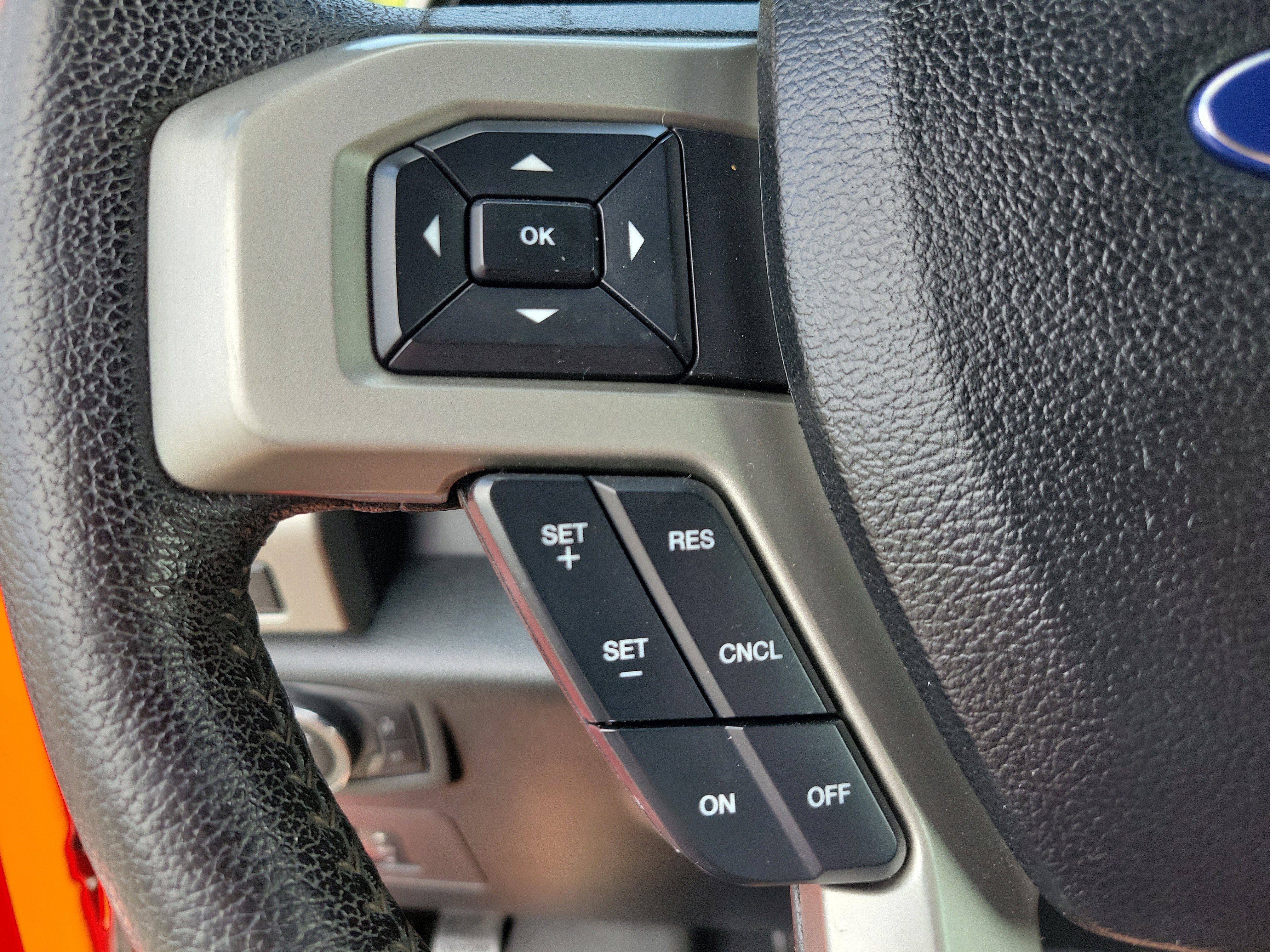 Used 2015 Ford F150 Lariat image 19