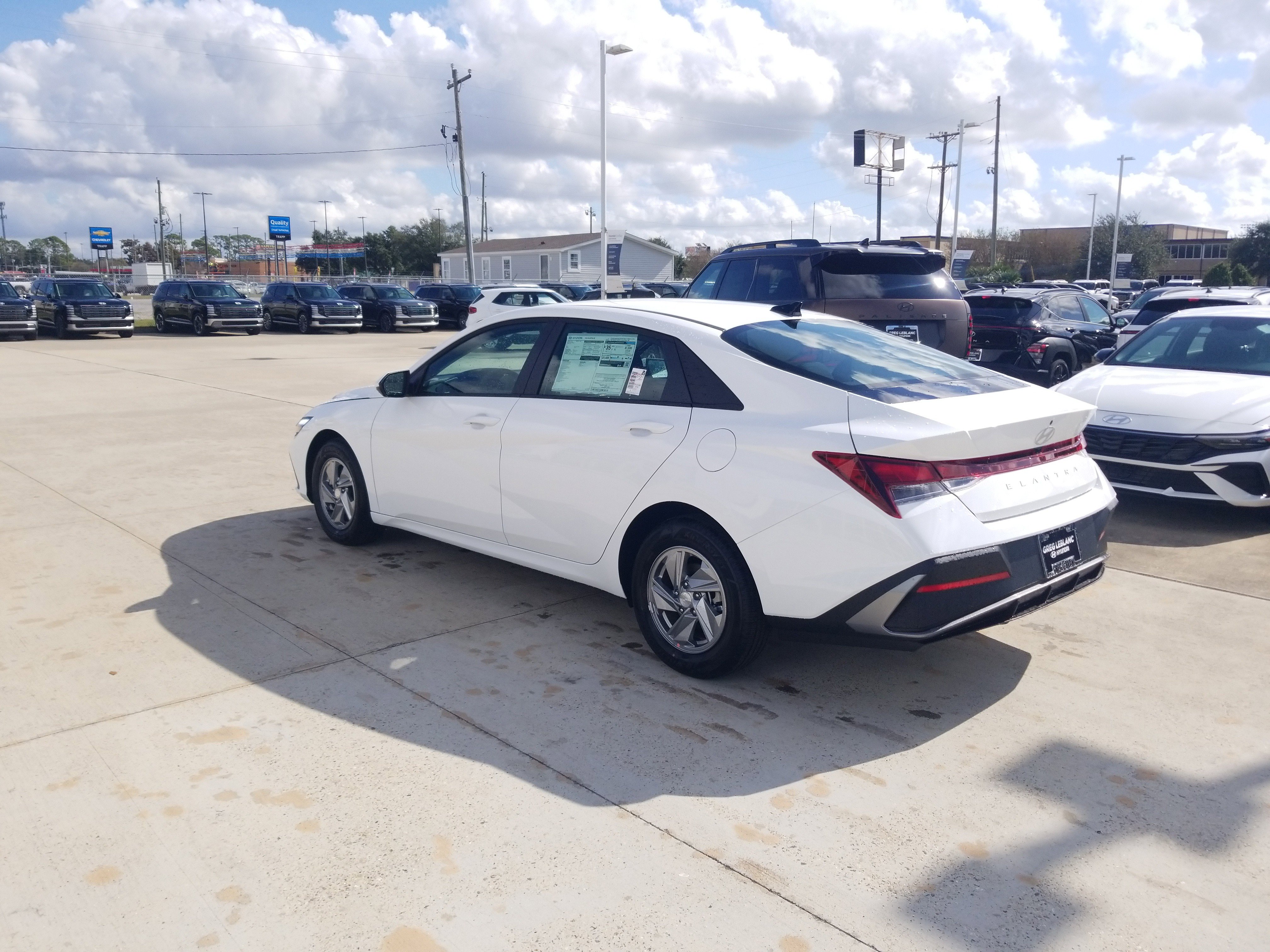 New 2026 Hyundai Elantra SE image 5