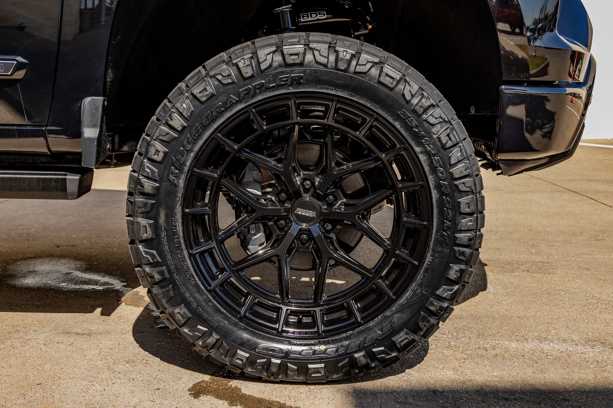 Used 2026 Chevrolet Silverado 1500 High Country w/ Midnight Edition image 12