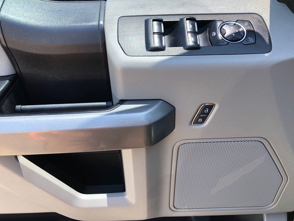 Used 2015 Ford F150 XL w/ Equipment Group 101A Mid AWD/4WD image 20