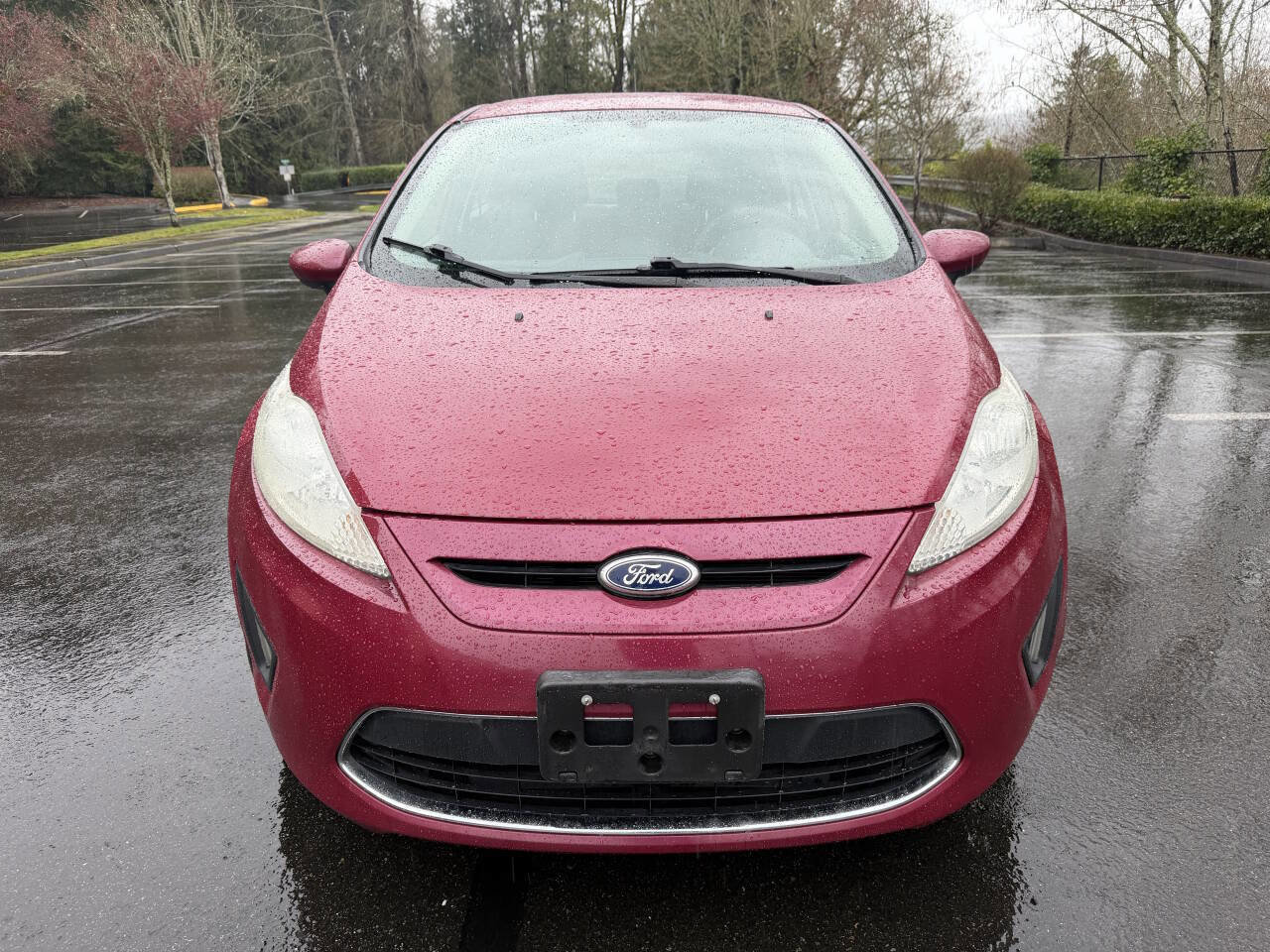Used 2011 Ford Fiesta SE w/ 203A Rapid Spec Order Code image 2