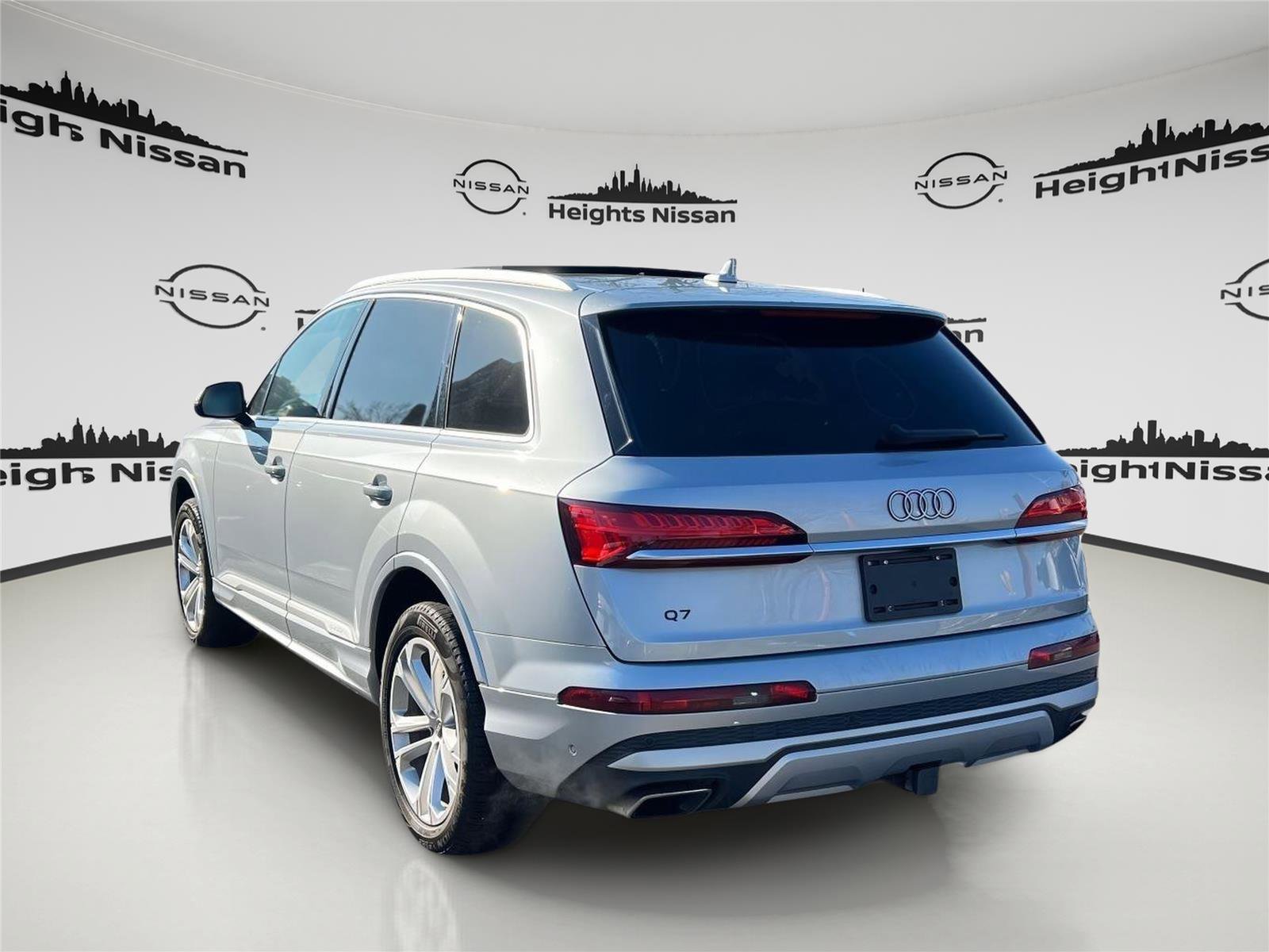 Used 2025 Audi Q7 2.0T Premium Plus image 2