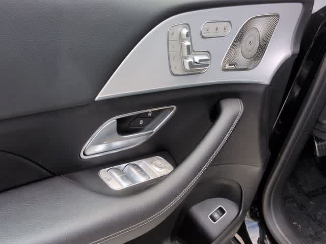 Certified 2023 Mercedes-Benz GLS 580 4MATIC image 16