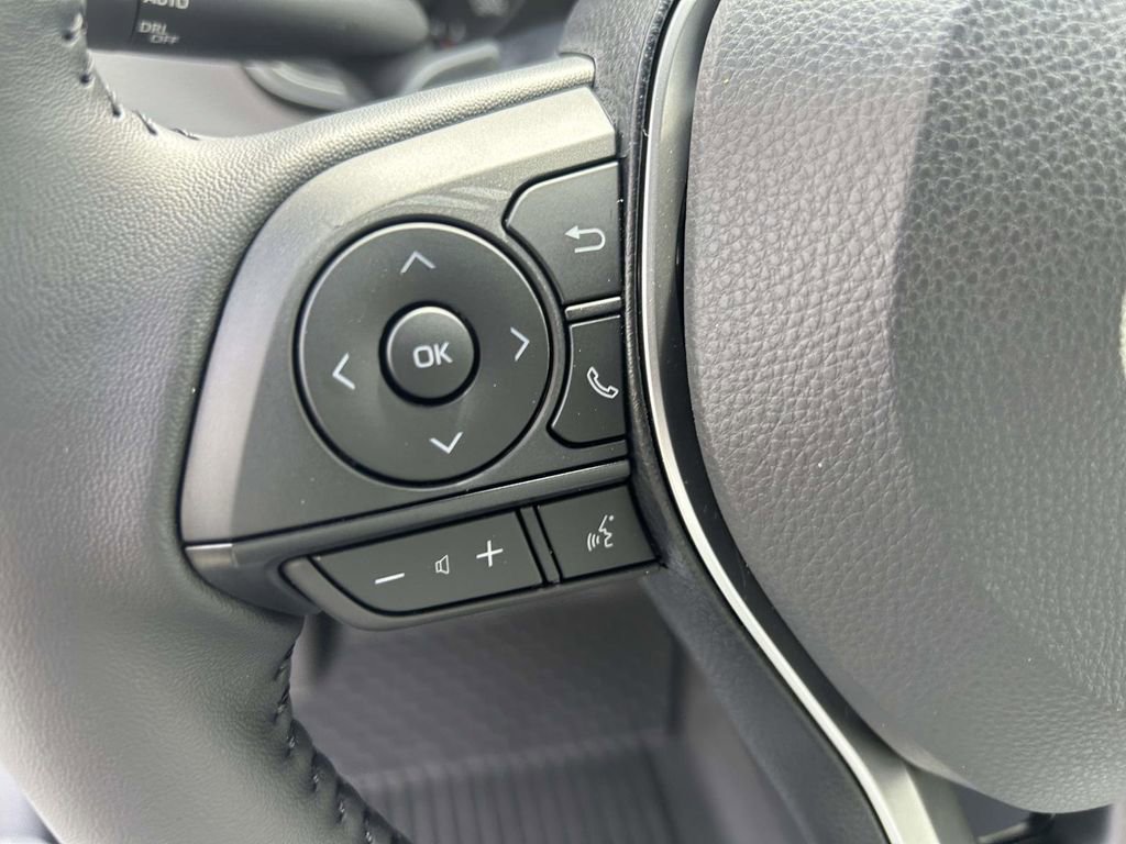 New 2026 Toyota Corolla SE FWD image 19