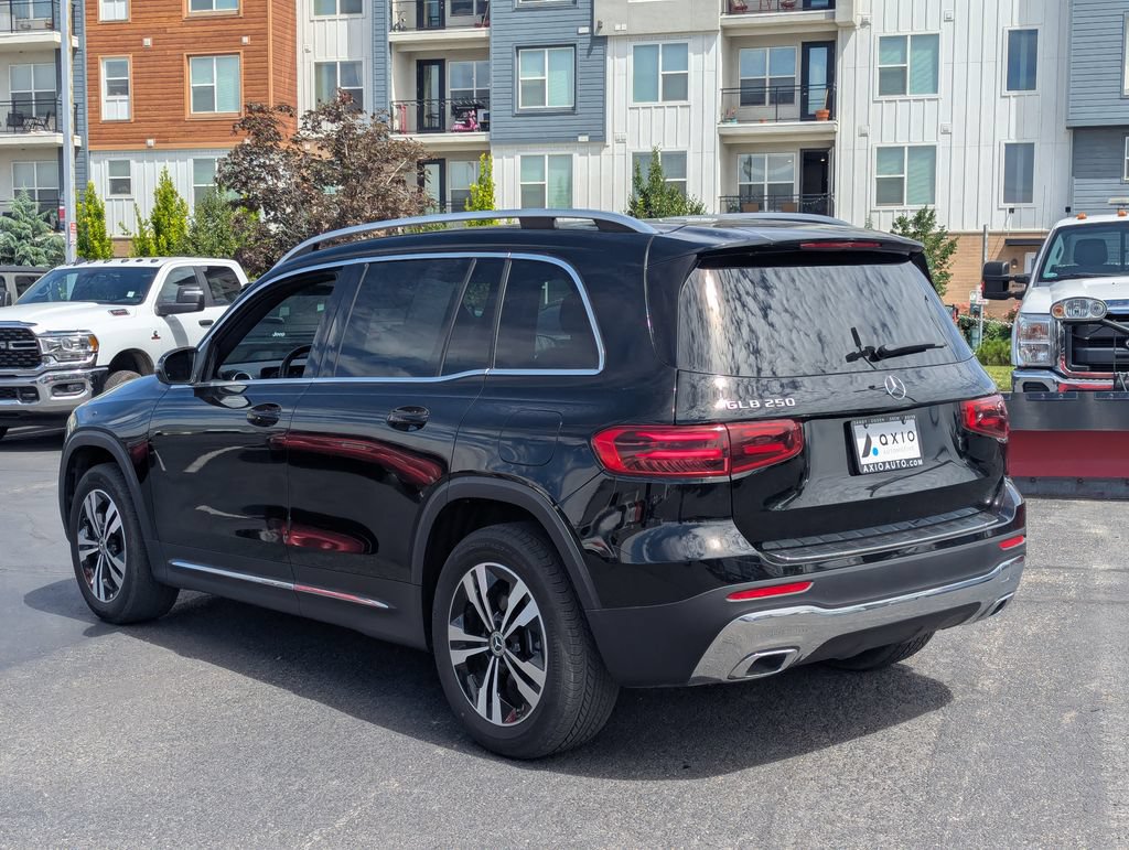 Used 2025 Mercedes-Benz GLB 250 image 7