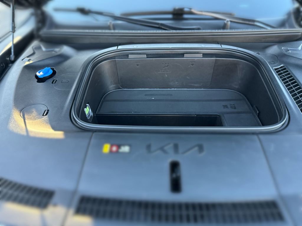 Used 2024 Kia EV9 GT-Line image 18