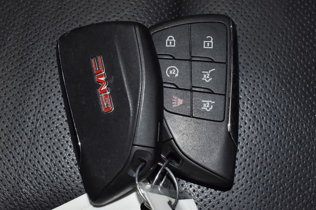 Used 2021 GMC Yukon XL SLT w/ SLT Premium Package AWD/4WD image 46