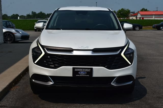 Used 2023 Kia Sportage LX AWD/4WD image 11