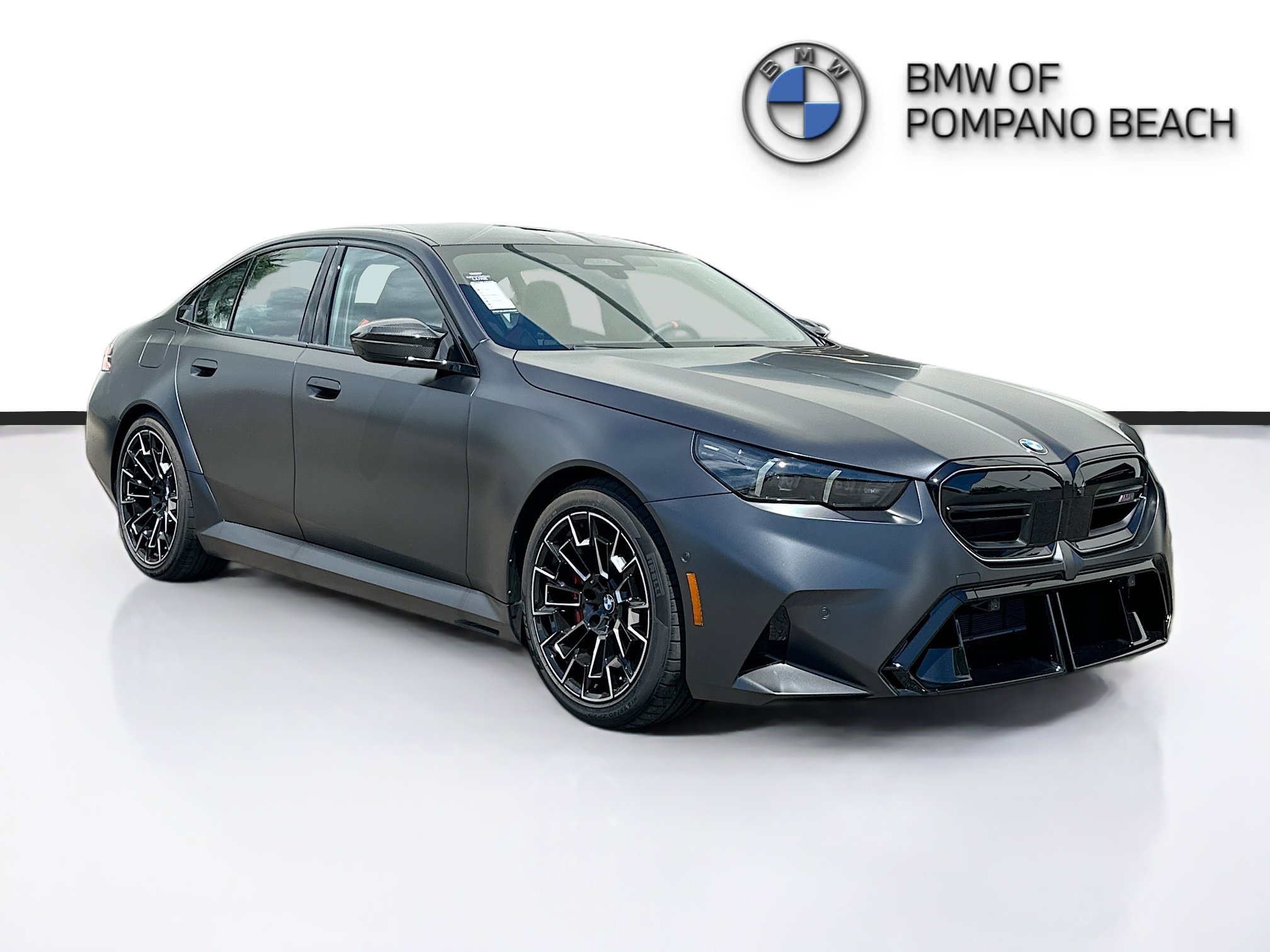 New 2026 BMW M5 w/ Carbon Package image 1
