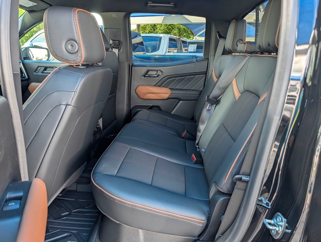 New 2026 GMC Canyon AT4 AWD/4WD image 28