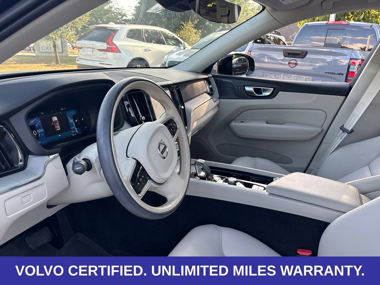 Certified 2024 Volvo XC60 B5 Plus w/ Protection Package Premier AWD/4WD image 18