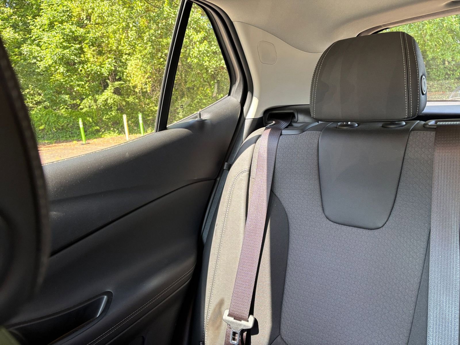 Used 2025 Buick Encore GX Preferred FWD image 38