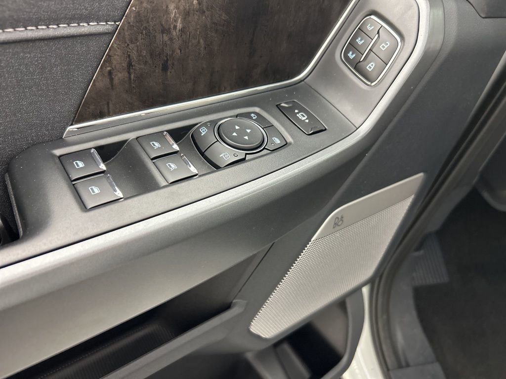 New 2026 Ford F350 Lariat image 12