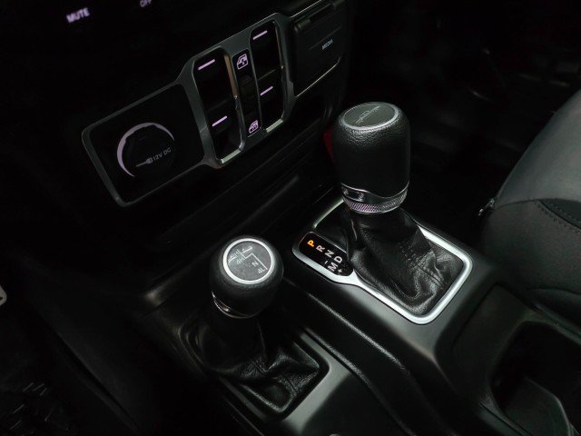 Used 2023 Jeep Gladiator Sport AWD/4WD image 28