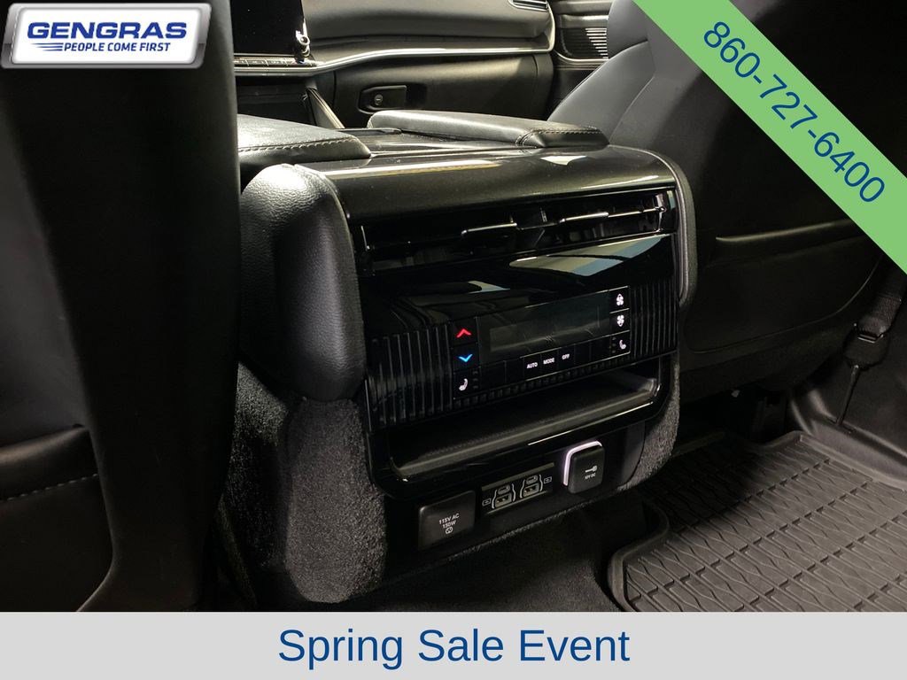 Used 2023 Jeep Wagoneer 4WD w/ Convenience Group I image 30
