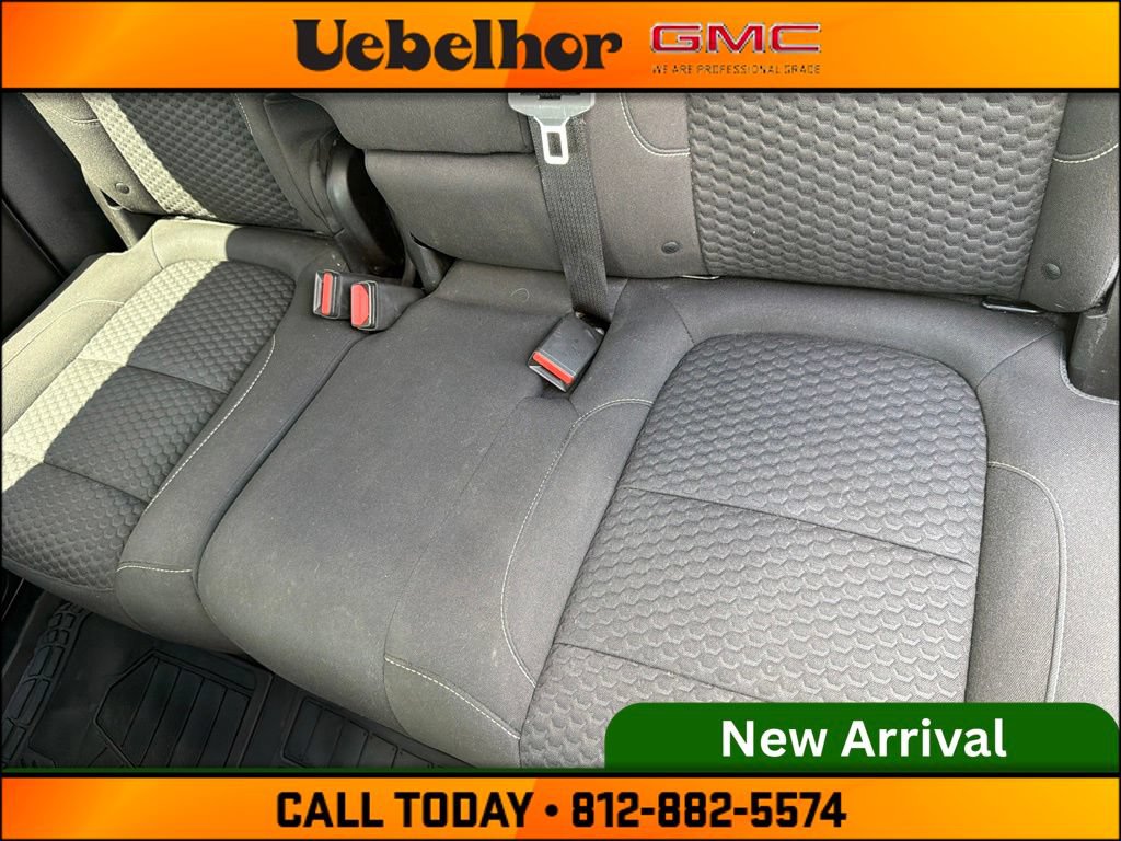 Used 2019 GMC Acadia SLE FWD image 21