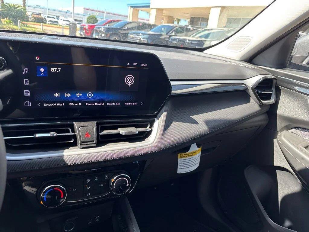 New 2026 Chevrolet TrailBlazer LT FWD image 21