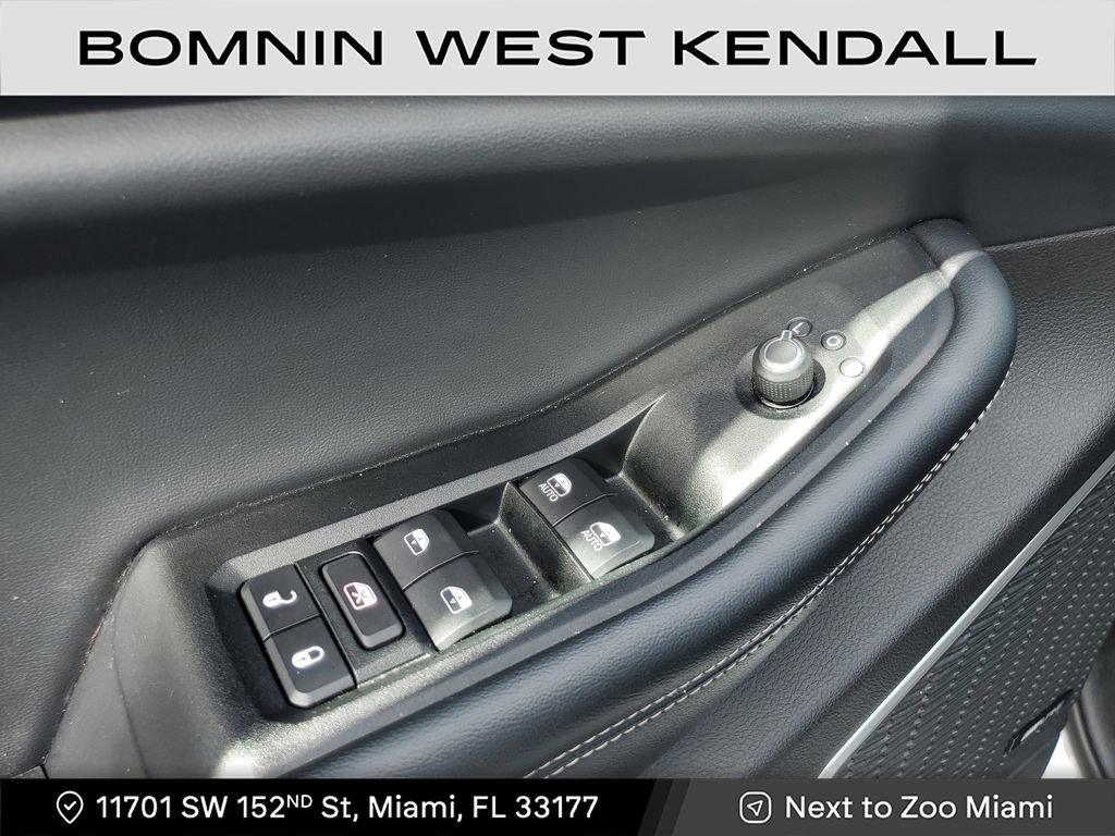 Used 2022 Jeep Grand Cherokee L Limited image 23