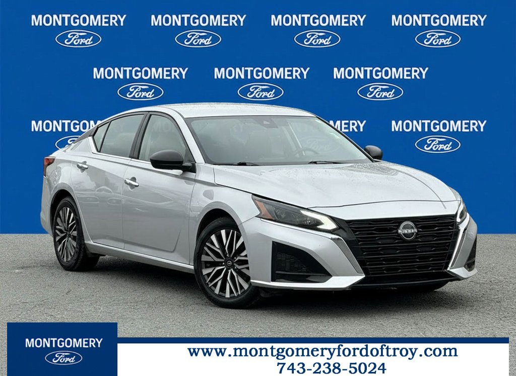 Used 2024 Nissan Altima 2.5 SV