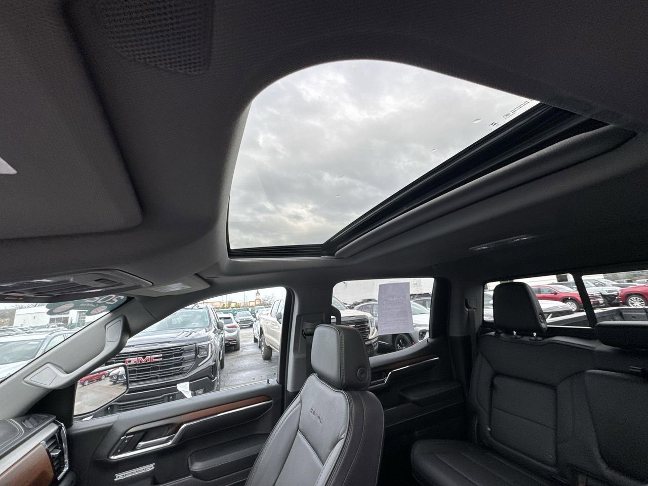 Used 2024 GMC Sierra 1500 Denali w/ Denali Reserve Package image 16