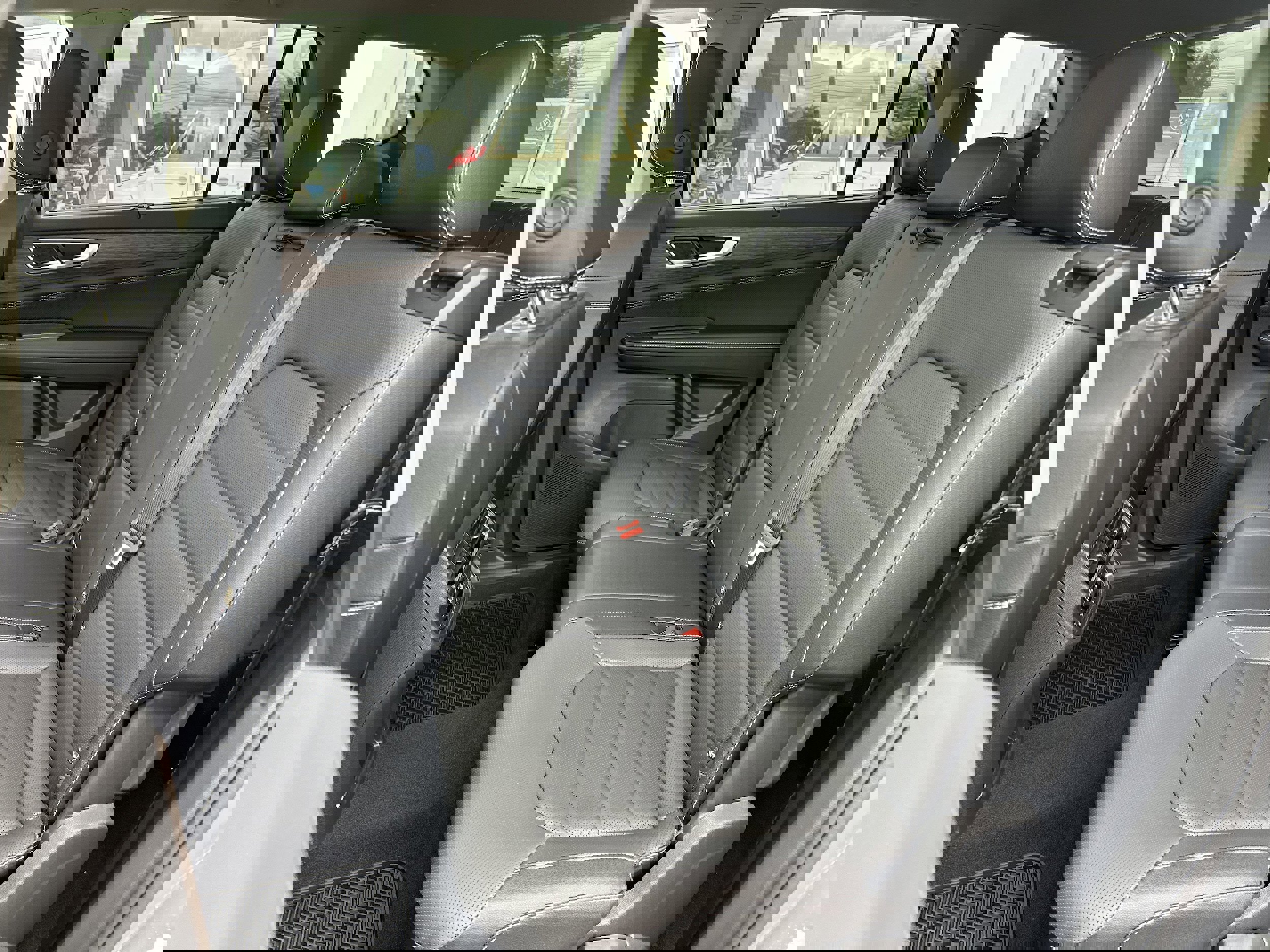 New 2025 Volkswagen Atlas SEL image 27