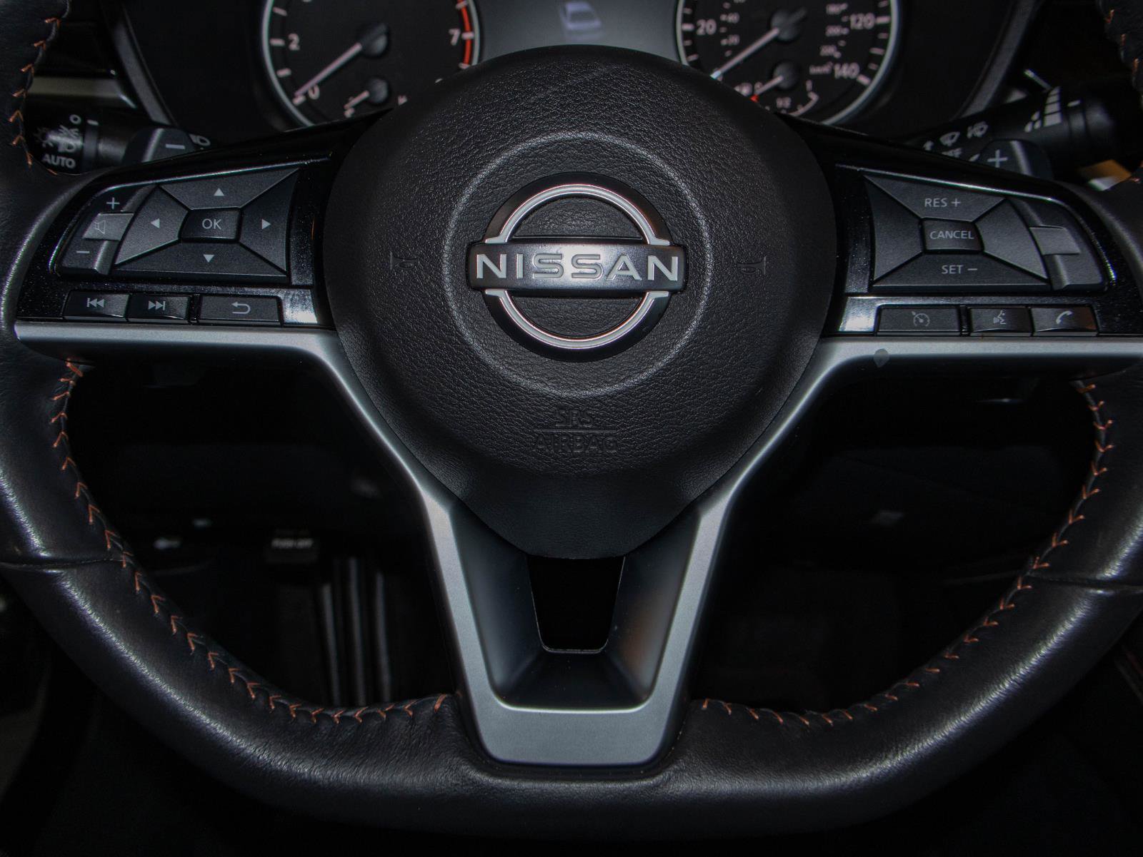 Used 2023 Nissan Altima 2.5 SR w/ SR Premium Package image 12