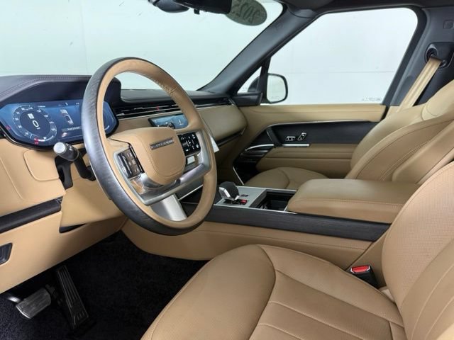 Certified 2025 Land Rover Range Rover Autobiography AWD/4WD image 17