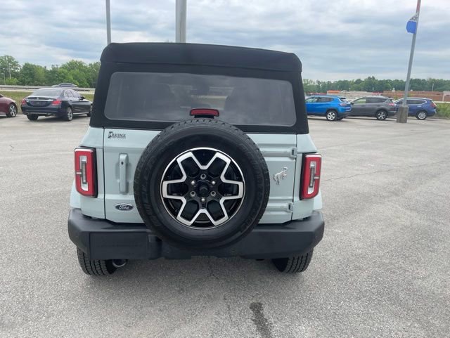 Used 2024 Ford Bronco Outer Banks AWD/4WD image 2
