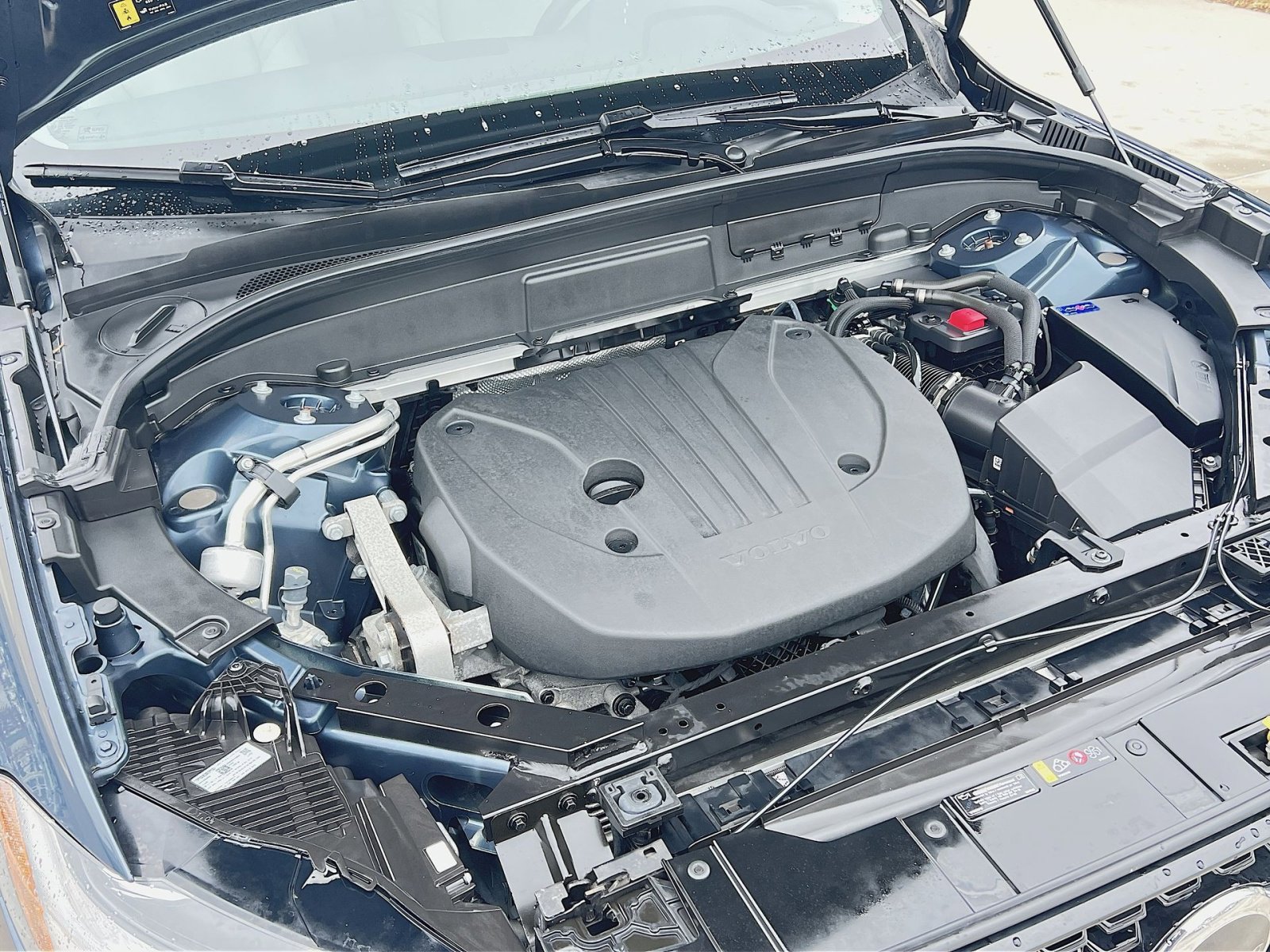 Certified 2023 Volvo XC60 B5 Plus image 28