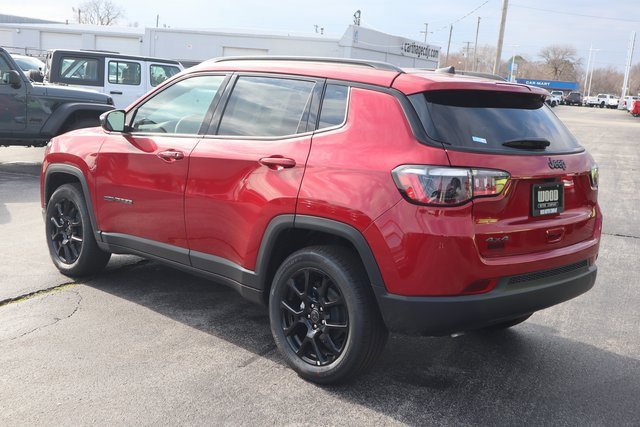 New 2026 Jeep Compass Latitude image 19